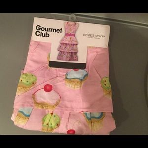 NWT Super Cute Cupcake Apron
